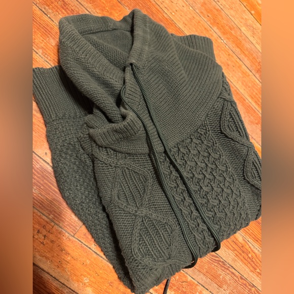 L.L. Bean Sweaters - L.L. Bean Women's Sweater in Olive Green size small